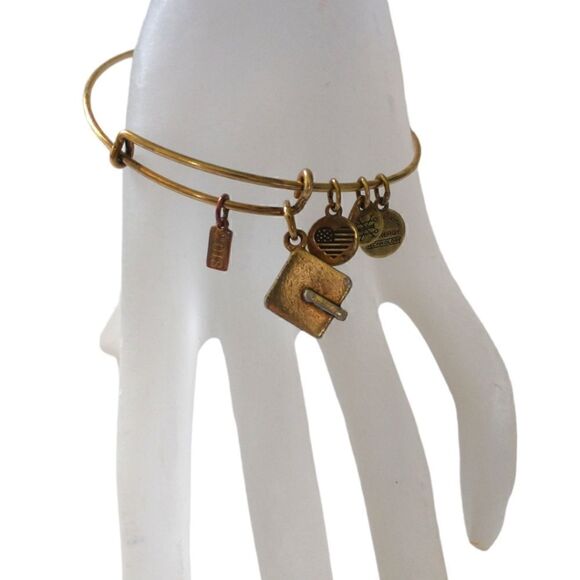 Alex and Ani Graduation Cap Bracelet Bangle Gold Tone Expandable Charm 2018. - Picture 1 of 9